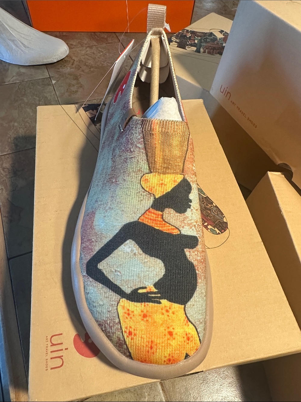 UIN Multicolor Canvas Mule with Black Silhouette and Orange-Yellow Accents